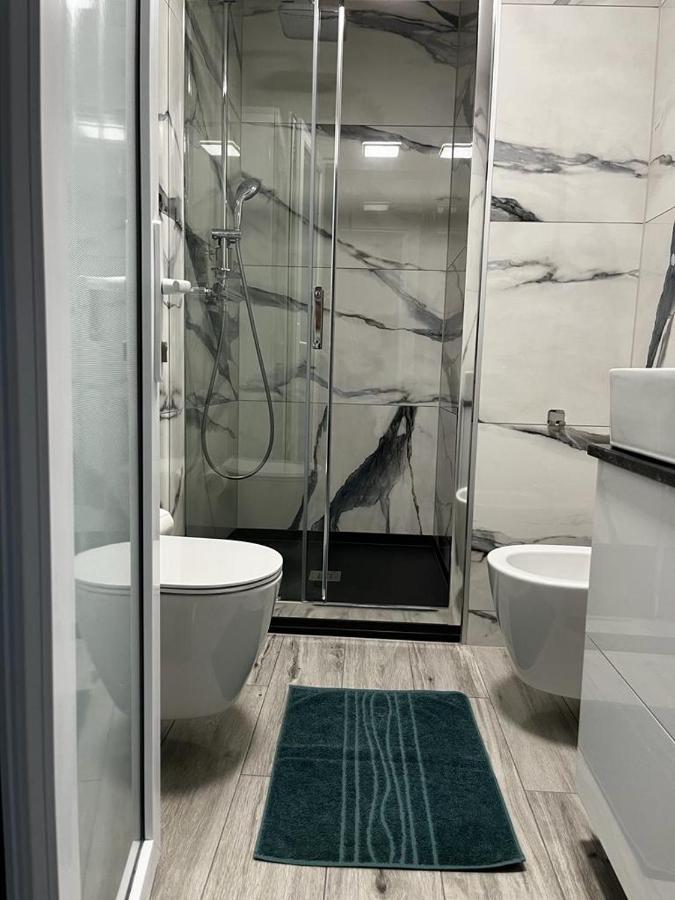 Green Apartments Oradea Bagian luar foto