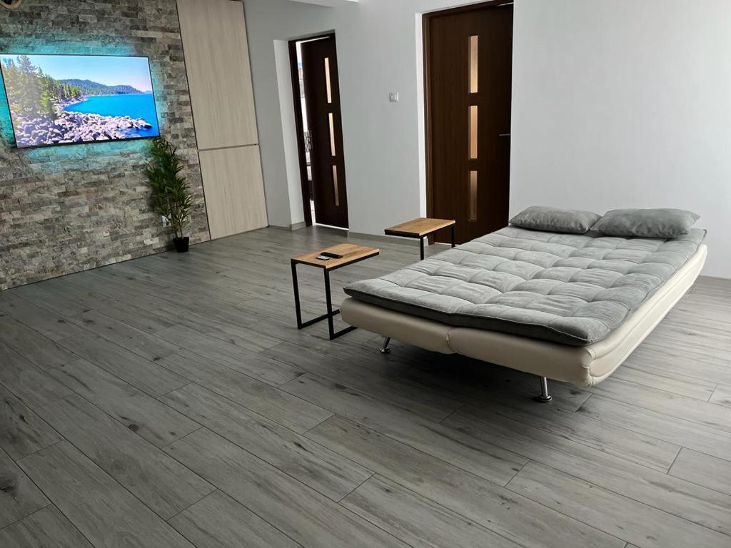 Green Apartments Oradea Bagian luar foto